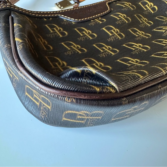 DOONEY & BOURKE 1975 SIGNATURE SHOULDER BAG - Picture 6 of 14